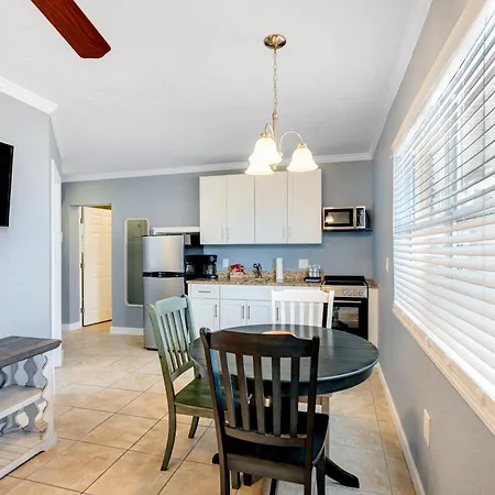 Tropical Beach Resorts - Sarasota Siesta Key Exterior photo