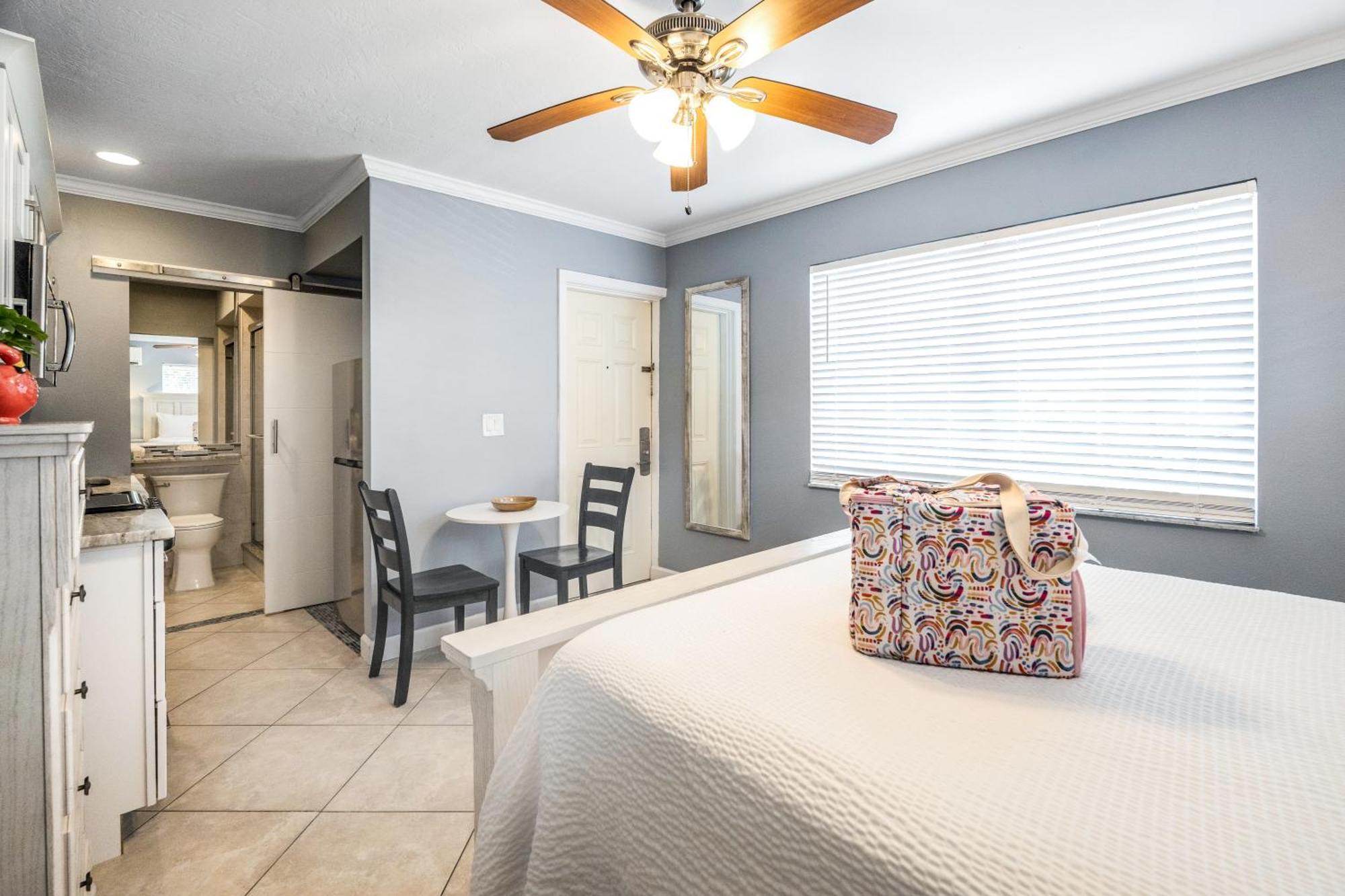 Tropical - Sarasota 3*