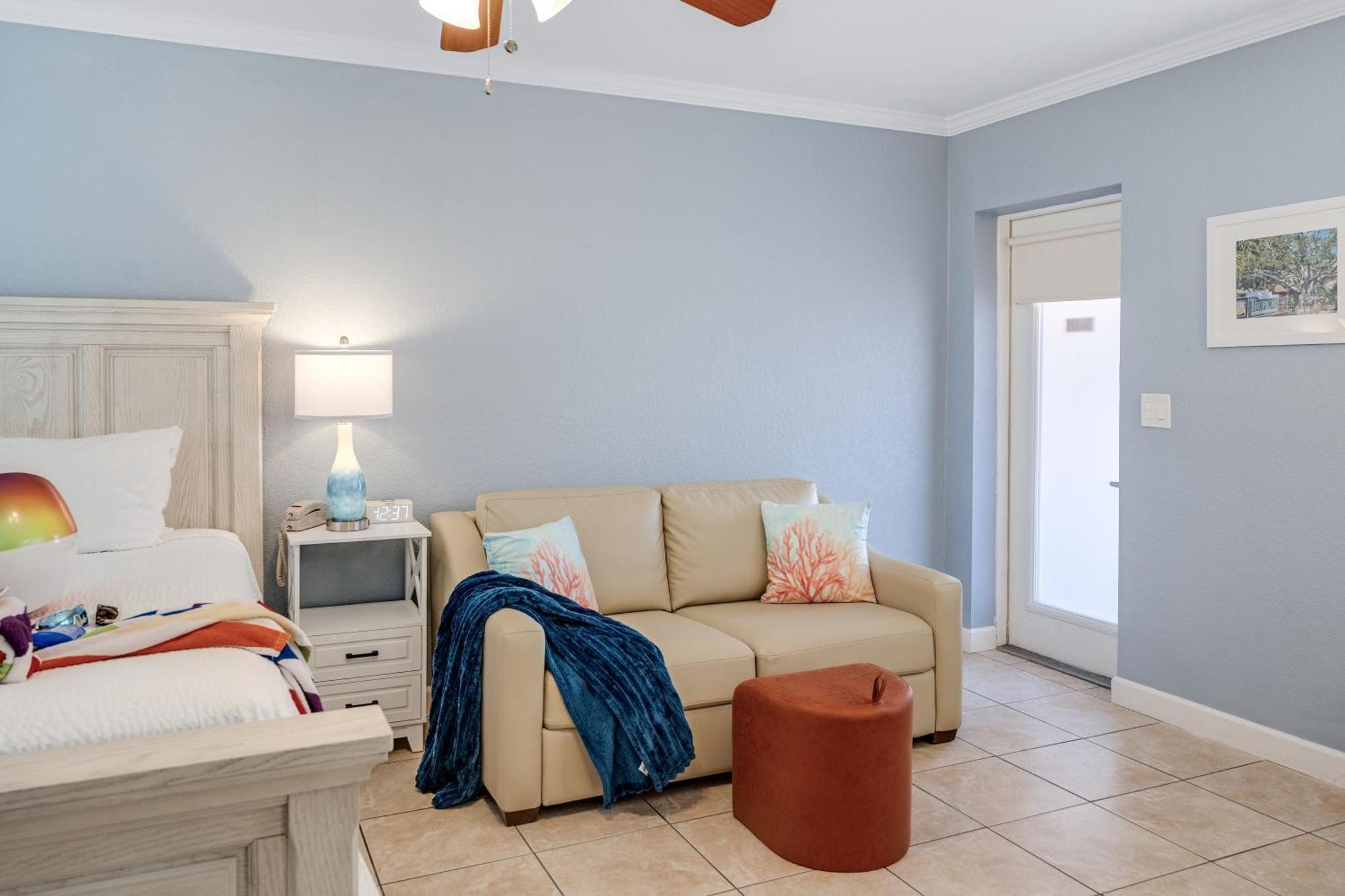 Tropical - Sarasota 3*