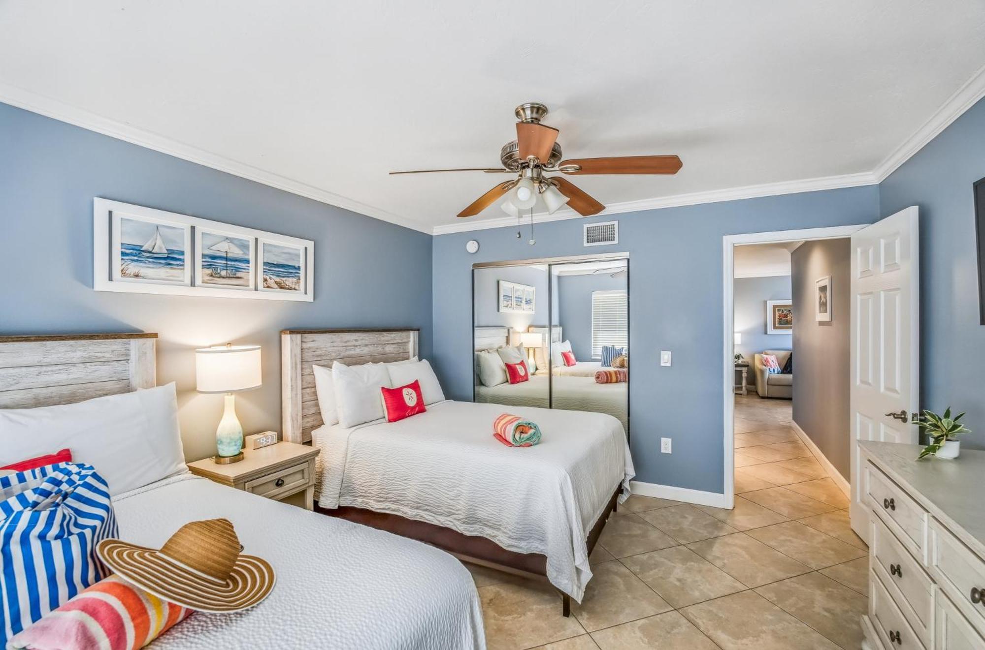 Resort Tropical - Sarasota Siesta Key